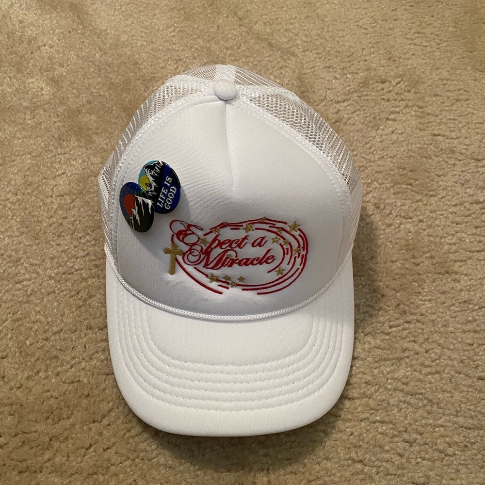 Trucker hat